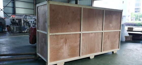 PLC制御ぬれたワイプの包装機械低負荷の消費、機械を作るカスタマイズされたぬれたティッシュ
