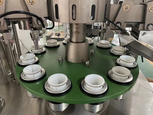 高速自動プラスチックチューブ詰め機とチューブ密封機