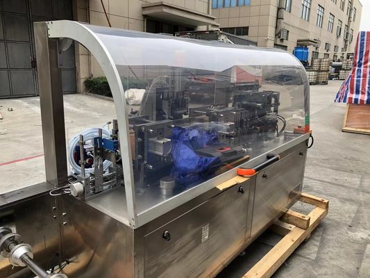 ガラス レンズのぬれたワイプの包装は機能ぬれたティッシュの包装機械を機械で造る