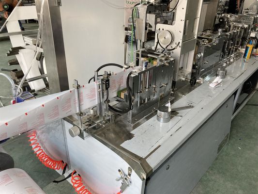 機械PLCのタッチ パネルの耐久財の顔を見せるアルコール パッドのぬれたワイプ