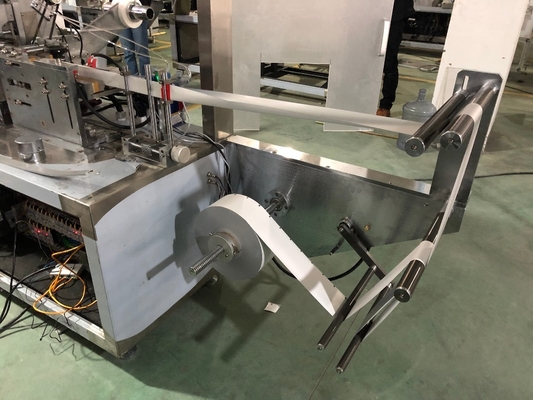 機械/レストランを作る横のぬれたティッシュぬれたワイプの生産ライン
